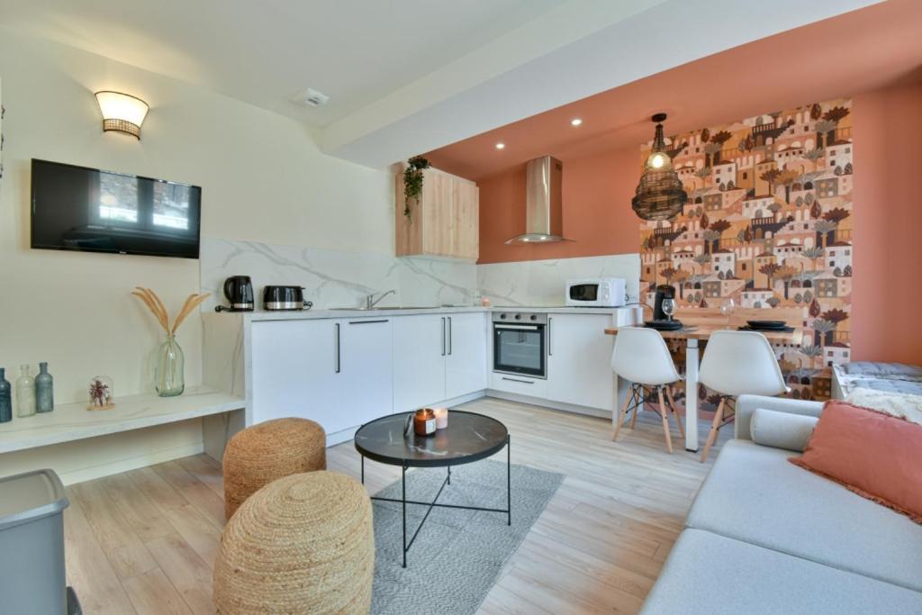 Residence Jean Hardy - Hyper Centre, Parking Gratuit, Wifi, Clim, Gare Valenciennes Luaran gambar